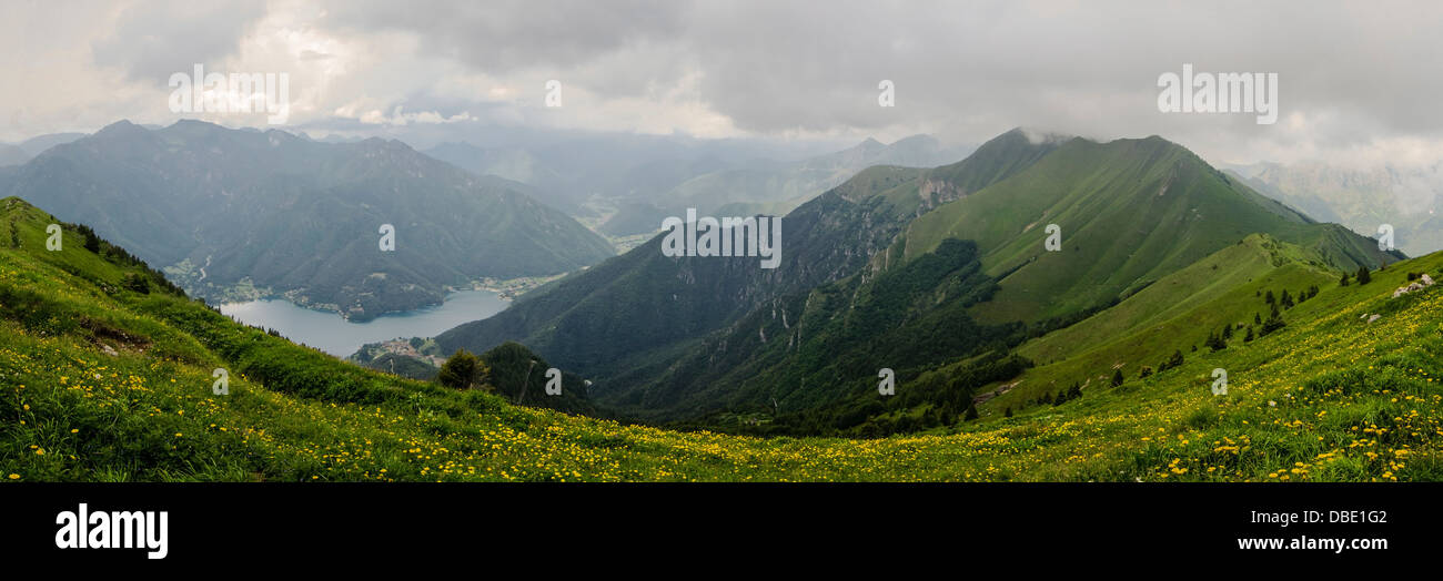 Berge von Italien-Panorama Stockfoto