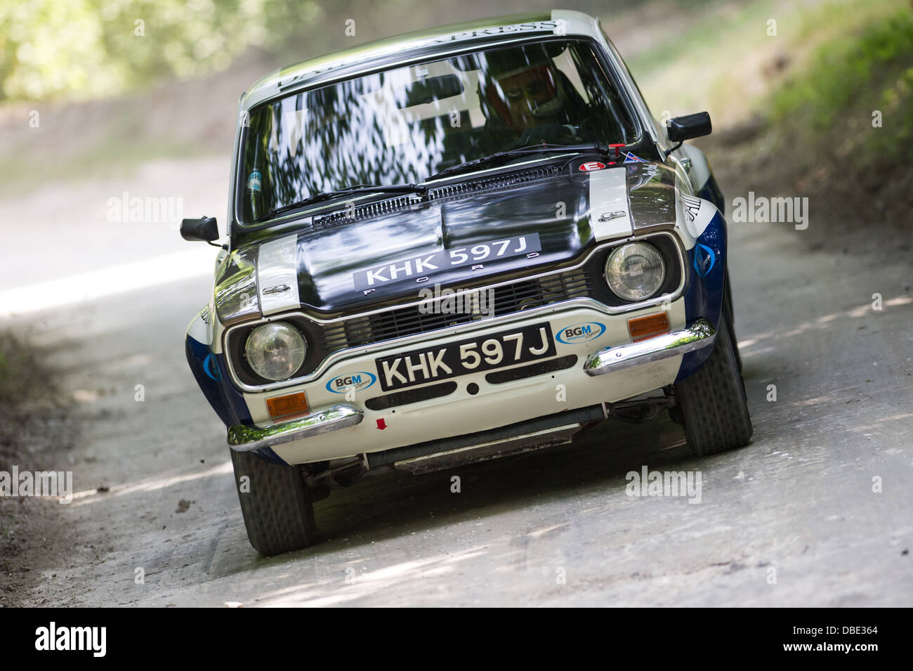 Chichester, UK - Juli 2013: Ford Escort MK1 RS1600 in Aktion auf der Rallye-Bühne auf dem Goodwood Festival der Geschwindigkeit 2013 Stockfoto