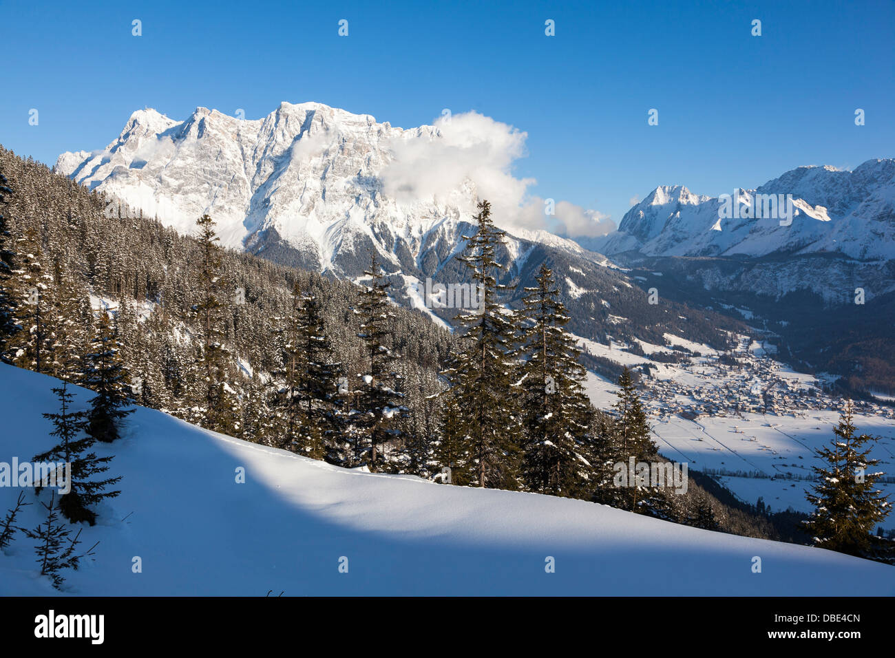 Austria tyrol lermoos zugspitze winter -Fotos und -Bildmaterial in ...