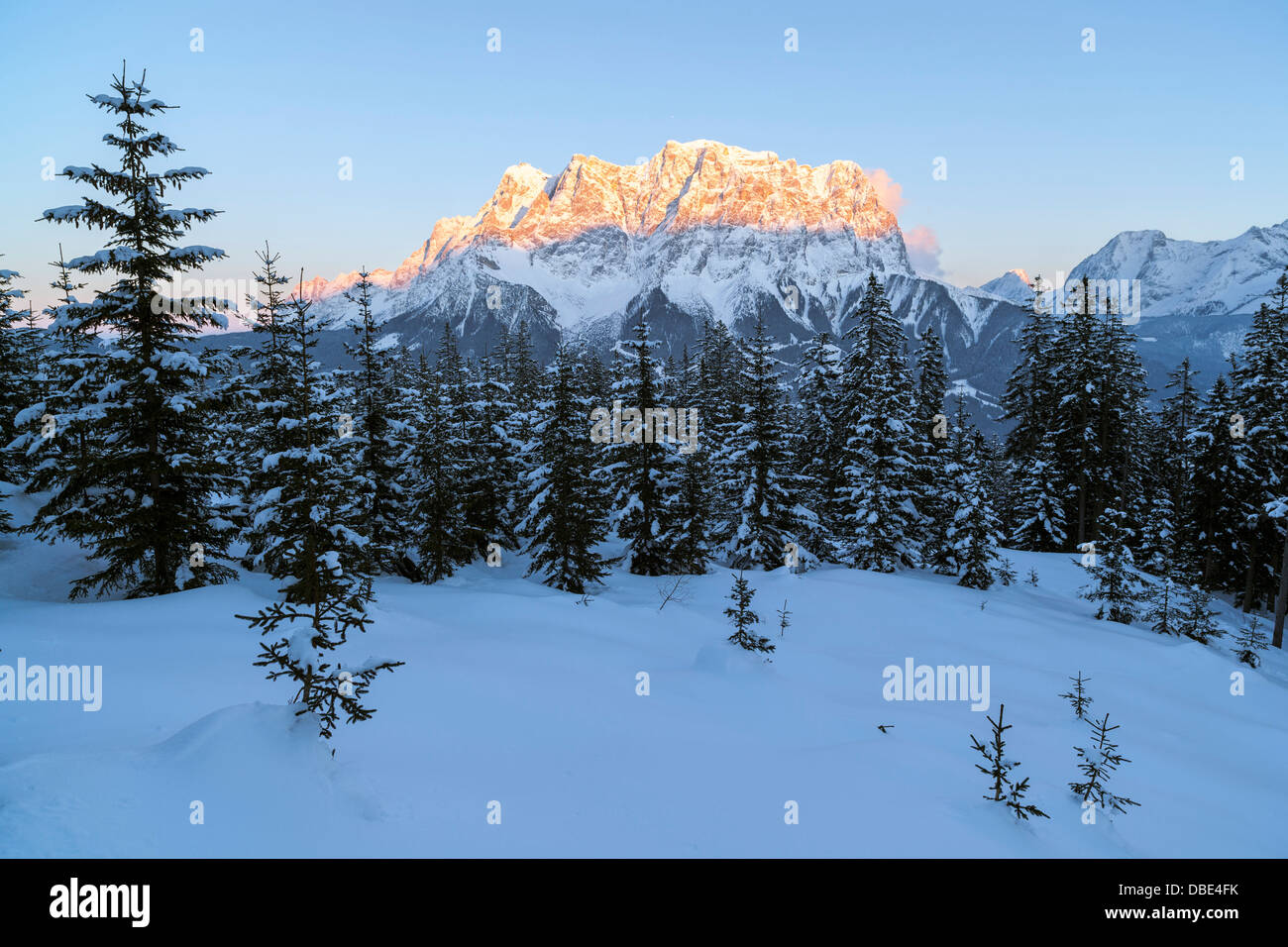 Austria tyrol lermoos zugspitze winter -Fotos und -Bildmaterial in ...