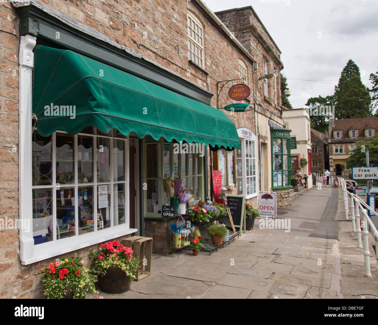 Chew Magna Dorf Somerset England UK Dorfläden Stockfoto