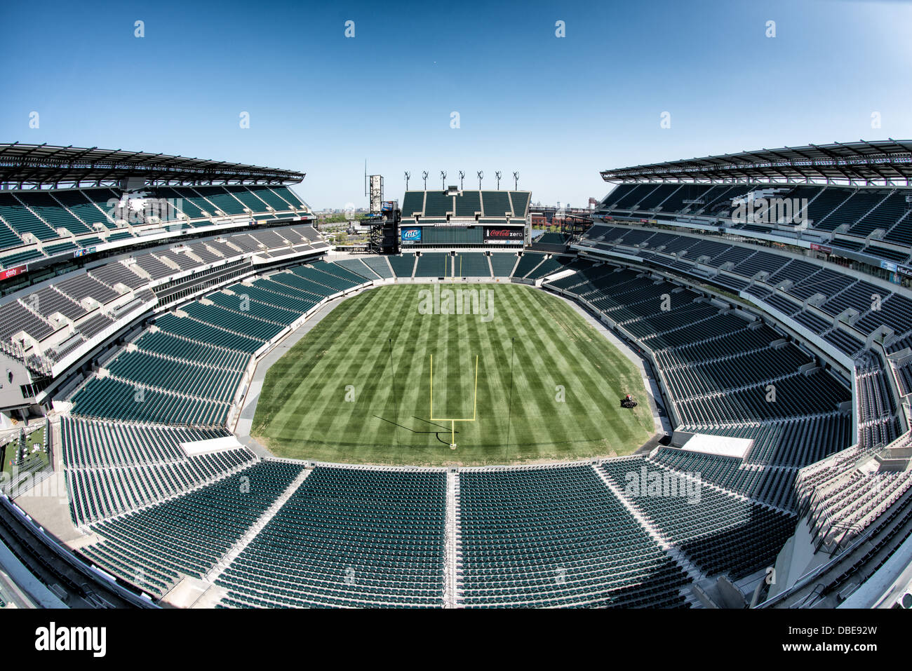 Lincoln Financial Field Leere Stadium Philadelphia Pennsylvania // Weitwinkelaufnahme eines leeren Lincoln Financial Fields, Heimstadion der Philadelphia Eagles in Philadelphia, Pennsylvania. Das Stadion bietet Platz für 67.000 Personen. Stockfoto
