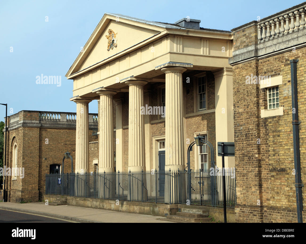 Ely Magistrates Court Gerichte Gebäude aus dem 19. Jahrhundert Cambridgeshire England UK Englisch Gerichtsgebäude Gerichtsgebäuden, klassischen Stil Stockfoto