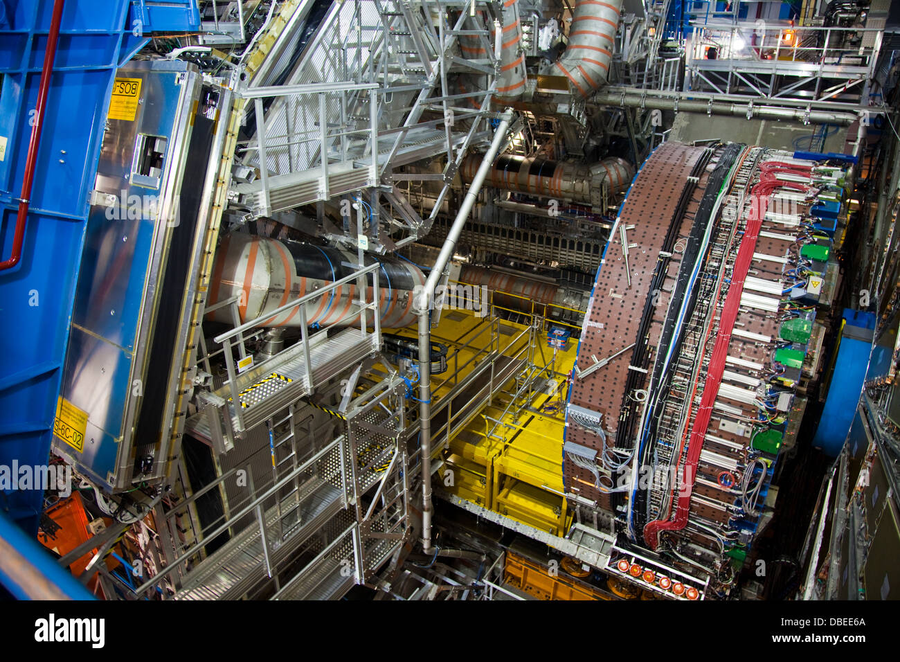 Endkappe des ATLAS-Detektor am LHC in der extrahierten Position, CERN Stockfoto