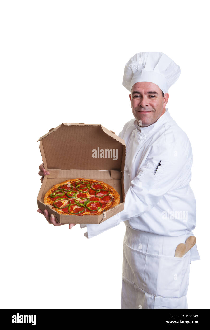 Ein Lächeln auf den Lippen Koch hält eine Pizza in einer Box Stockfoto