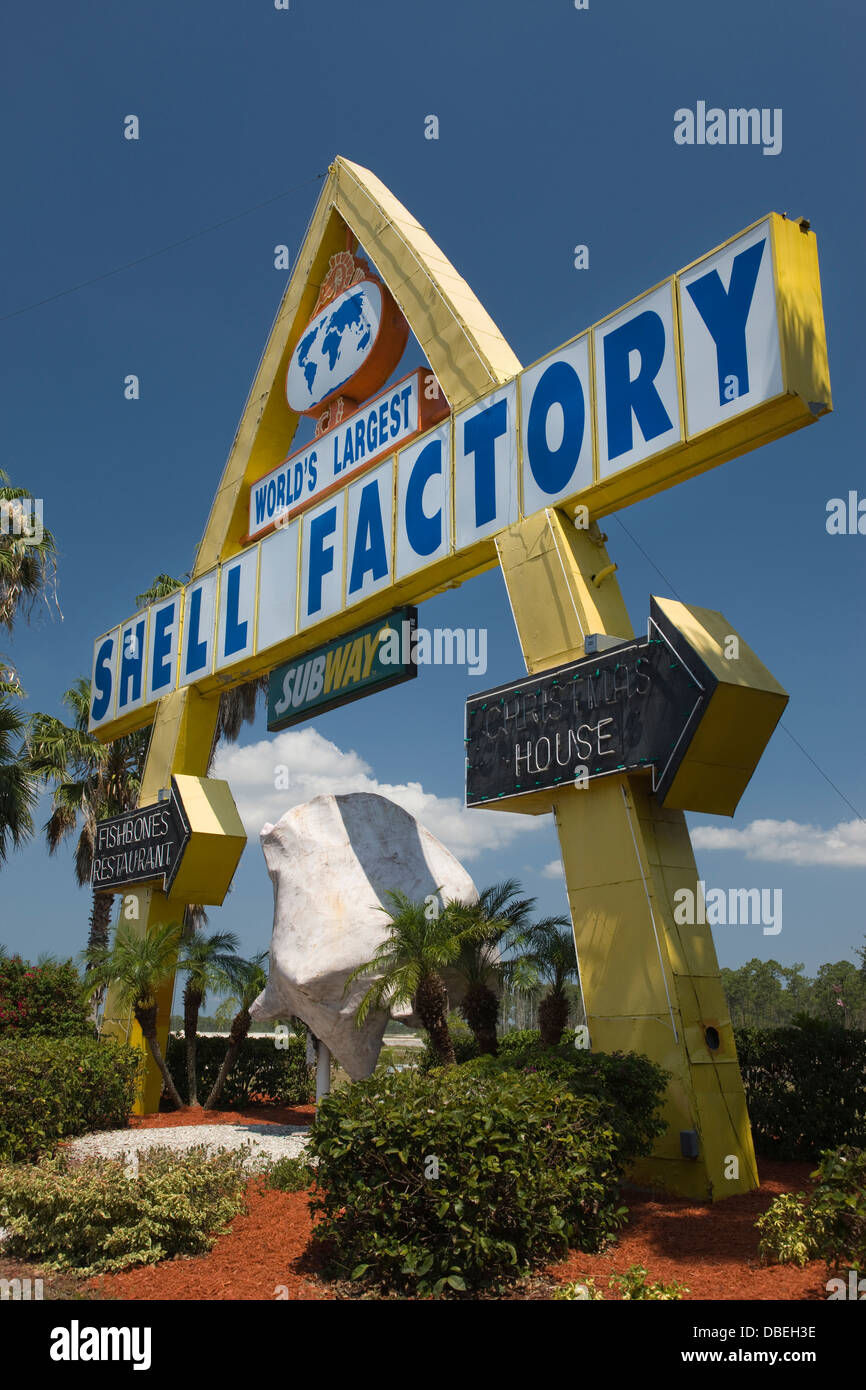 WELTEN GRÖßTE SHELL FACTORY ZEICHEN NORTH FORT MYERS FLORIDA USA Stockfoto