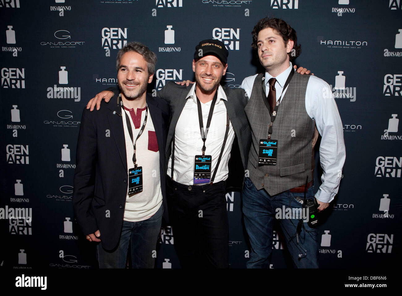 Arron Levine (Dir of Programming) Tucker Capps (Direktor von A Anfänger Leitfaden, Endungen) & Arron Levine (Dir der Programmierung) 16. jährlichen Gen Art Film Festival statt, an der Ziegfeld Theater New York City, USA - 08.06.11 Stockfoto