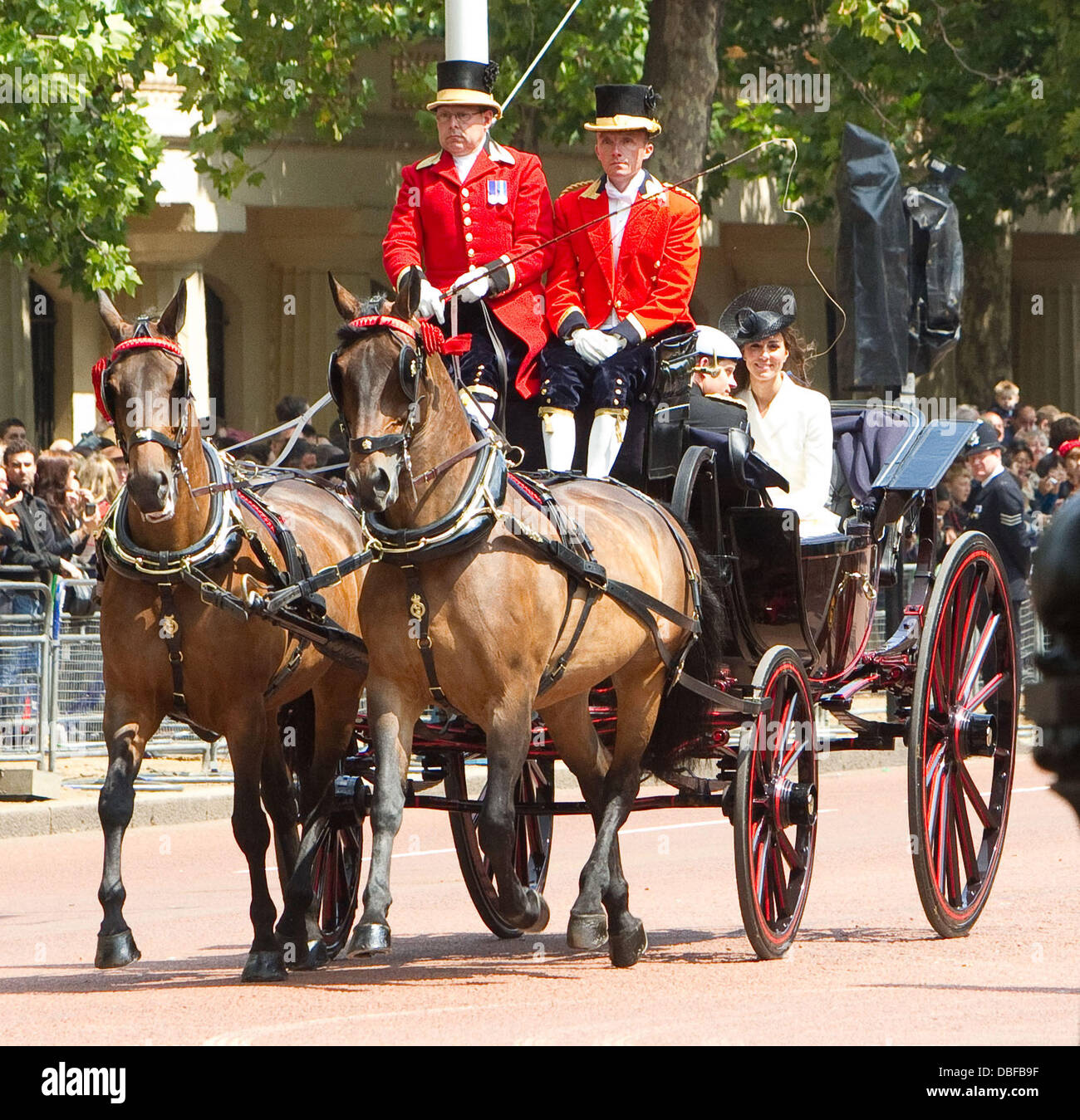 Catherine Middleton, Herzogin von Cambridge Trooping The Colour, offizieller Geburtstag der Queen zu feiern statt an der Mall-London, England - 11.06.11 Stockfoto