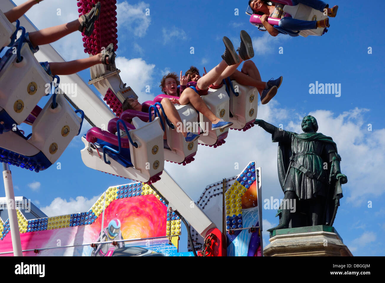 Jahrmarktsattraktion G-Force auf Reisen Jahrmarkt / Kirmes Reisen, während die Gentse Feesten / Genter Feste, Belgien Stockfoto