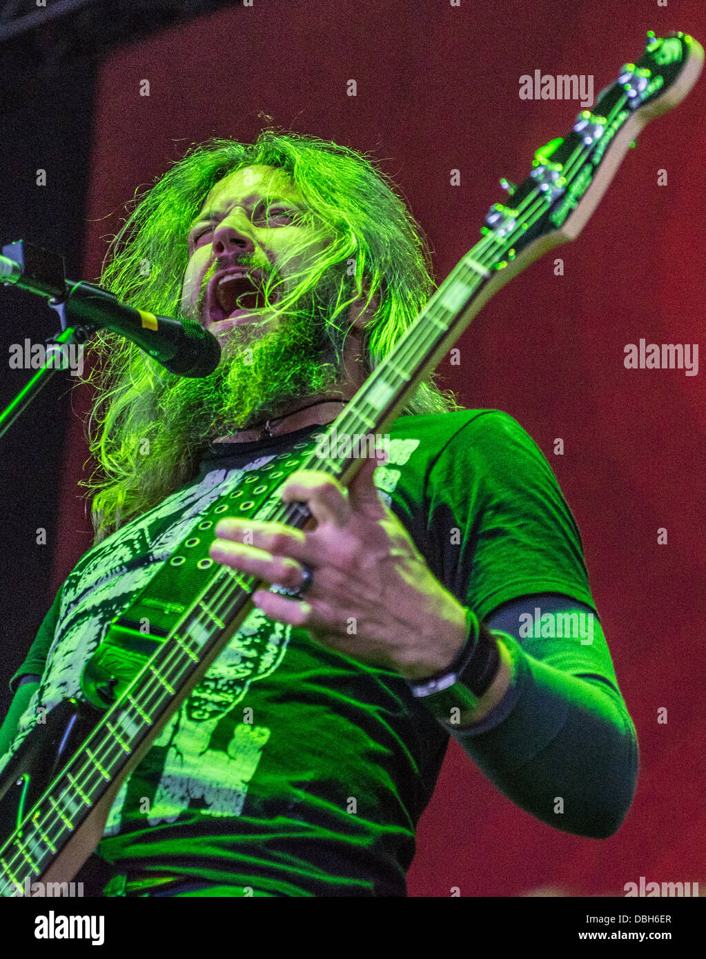 Heavy Metal Band Mastodon die live bei Mayhem Fest 2013. Mastodon ist eine US-amerikanische Heavy-Metal-Band aus Atlanta, Georgia, gegründet im Jahr 2000. Die Band besteht aus dem Bassisten und Sänger Troy Sanders, Gitarrist Brent Hinds, Gitarrist Bill Kelliher und Schlagzeuger Brann Dailor. Stockfoto