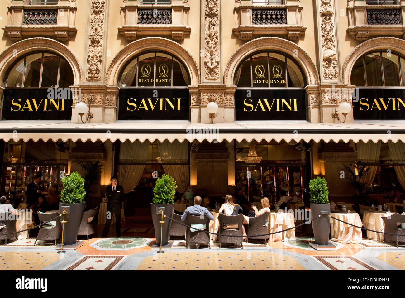 Savini Café, Restaurant in der Galleria Vittorio Emanuele 11 in Mailand. Stockfoto