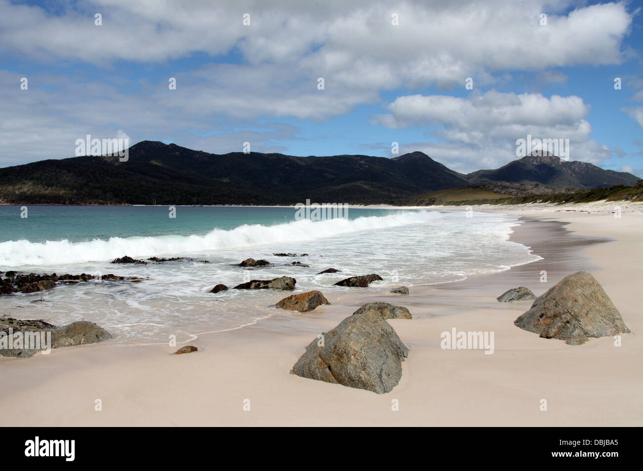 Die fabelhaften Strand Wineglass Bay im Freycinet National Park gehörende Halbinsel Circuit Walk. Stockfoto