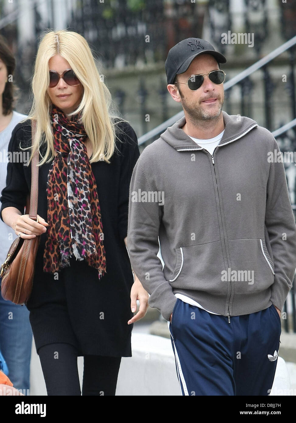 Claudia Schiffer und Matthew Vaughn Prominente auf der Schule laufen London, England - 22.06.11 Stockfoto