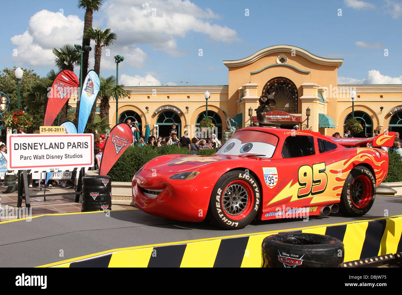 Die französische Atmosphäre-premiere von "Cars 2" im Disneyland Paris - Ankunft Paris, Frankreich - 25.06.11 Stockfoto