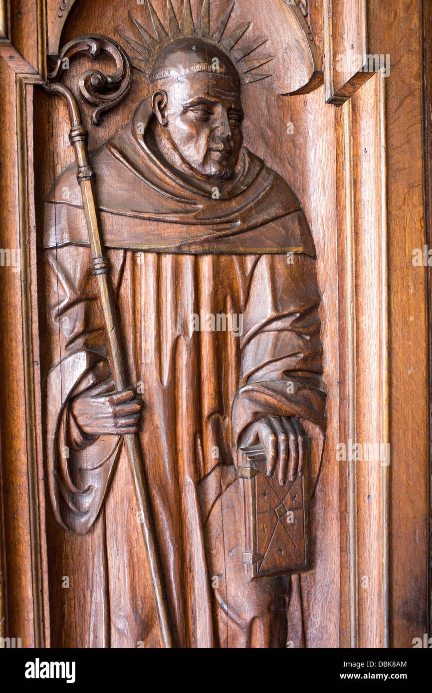 Details und Architektur-Beispiel in der katholischen Kirche. Stockfoto