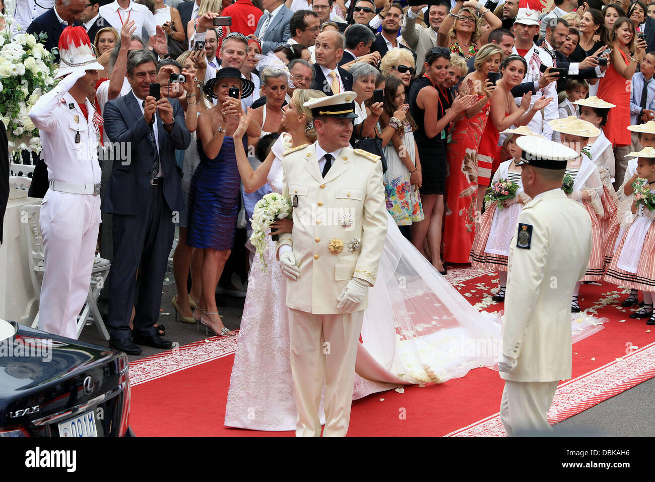 Fürst Albert II von Monaco und Charlene Wittstock Religious Zeremonie für die königliche Hochzeit von Prinz Albert II von Monaco, Charlene Wittstock im Ehrenhof im fürstlichen Palast Monte Carlo, Monaco - 02.07.11 Stockfoto