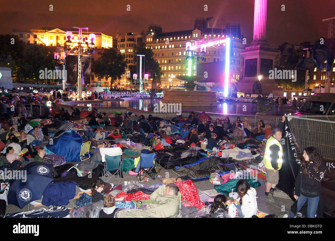 Harry-Potter-Fans Campen für die Filmpremiere von "Harry Potter und die Heiligtümer des Todes - Teil2" in Trafalgar Square London, England - 07.07.11 Stockfoto