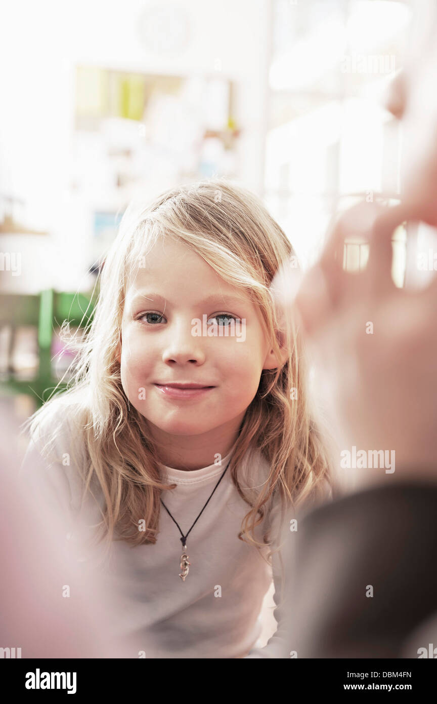 Porträt der ein kleines Mädchen, Kottgeisering, Bayern, Deutschland, Europa Stockfoto