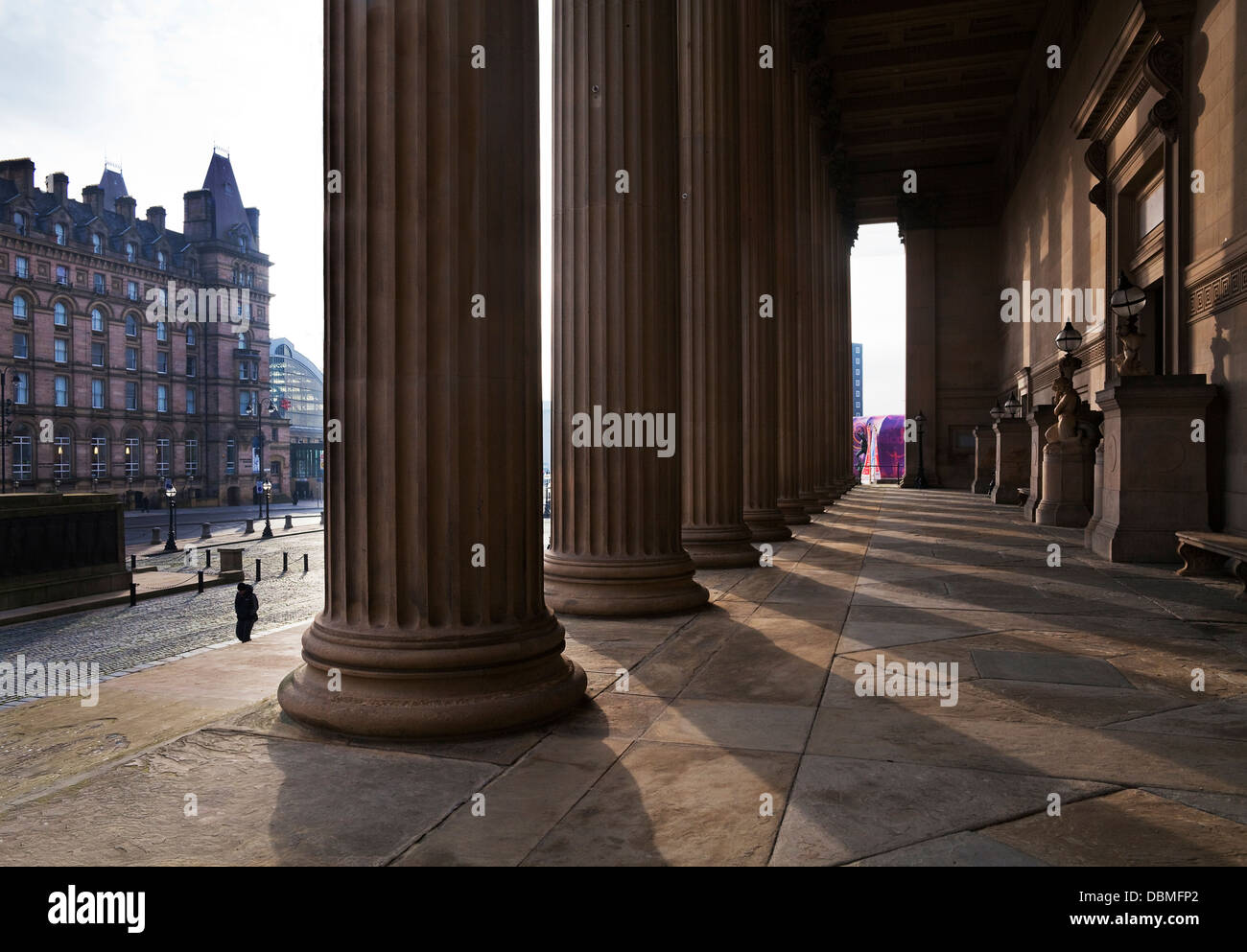 St George's Hall, Lime Street, Liverpool, Merseyside, England. Drehort für 'The Batman' Film - 2020 Stockfoto