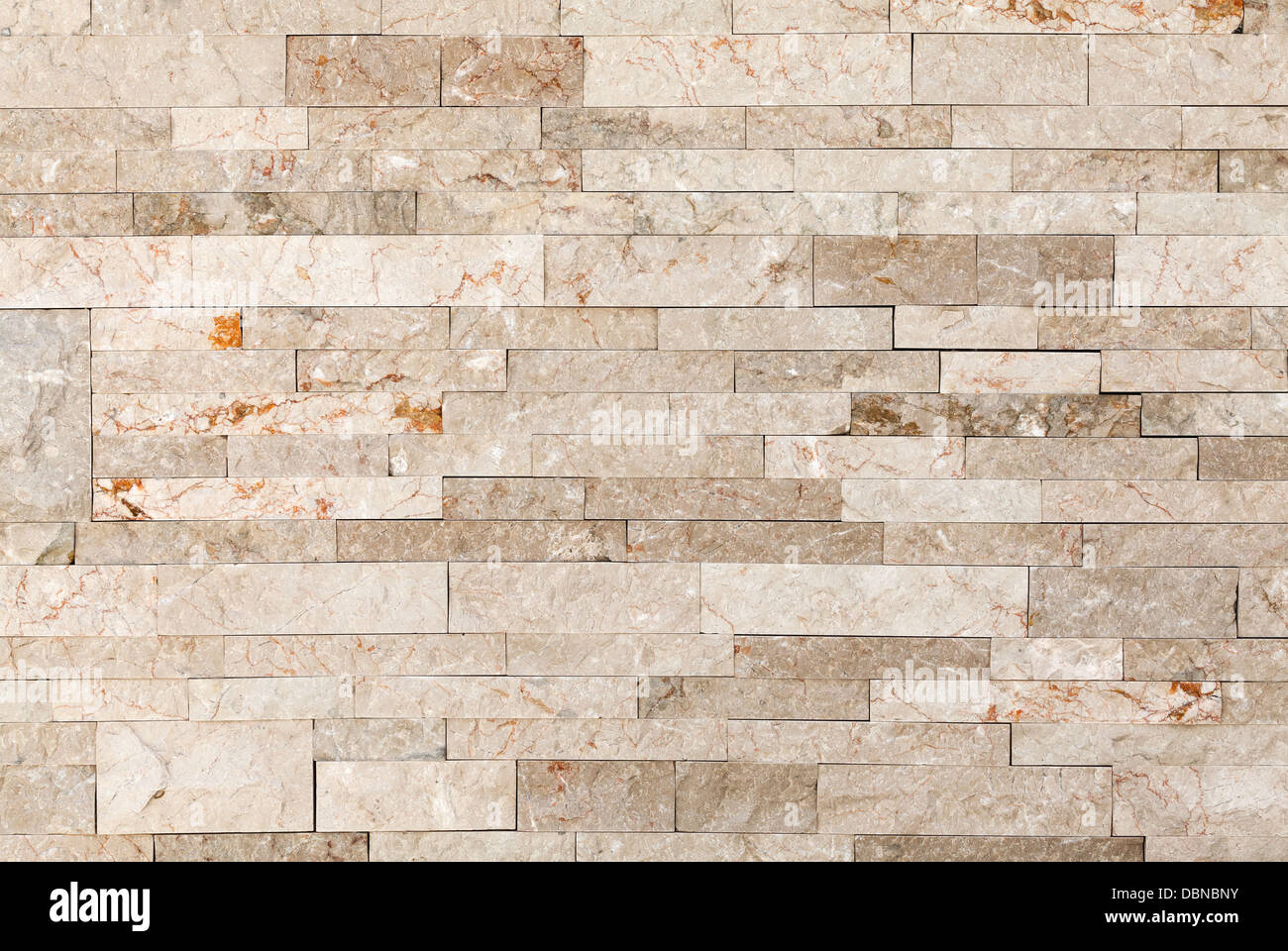 Architektonische Hintergrundtextur. Wand aus Marmor Stockfoto