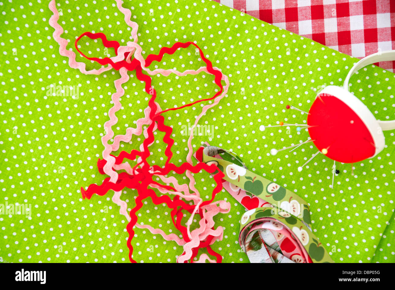Macht ein Memoboard aus Stoff, Nähen Materialien, München, Bayern, Deutschland Stockfoto