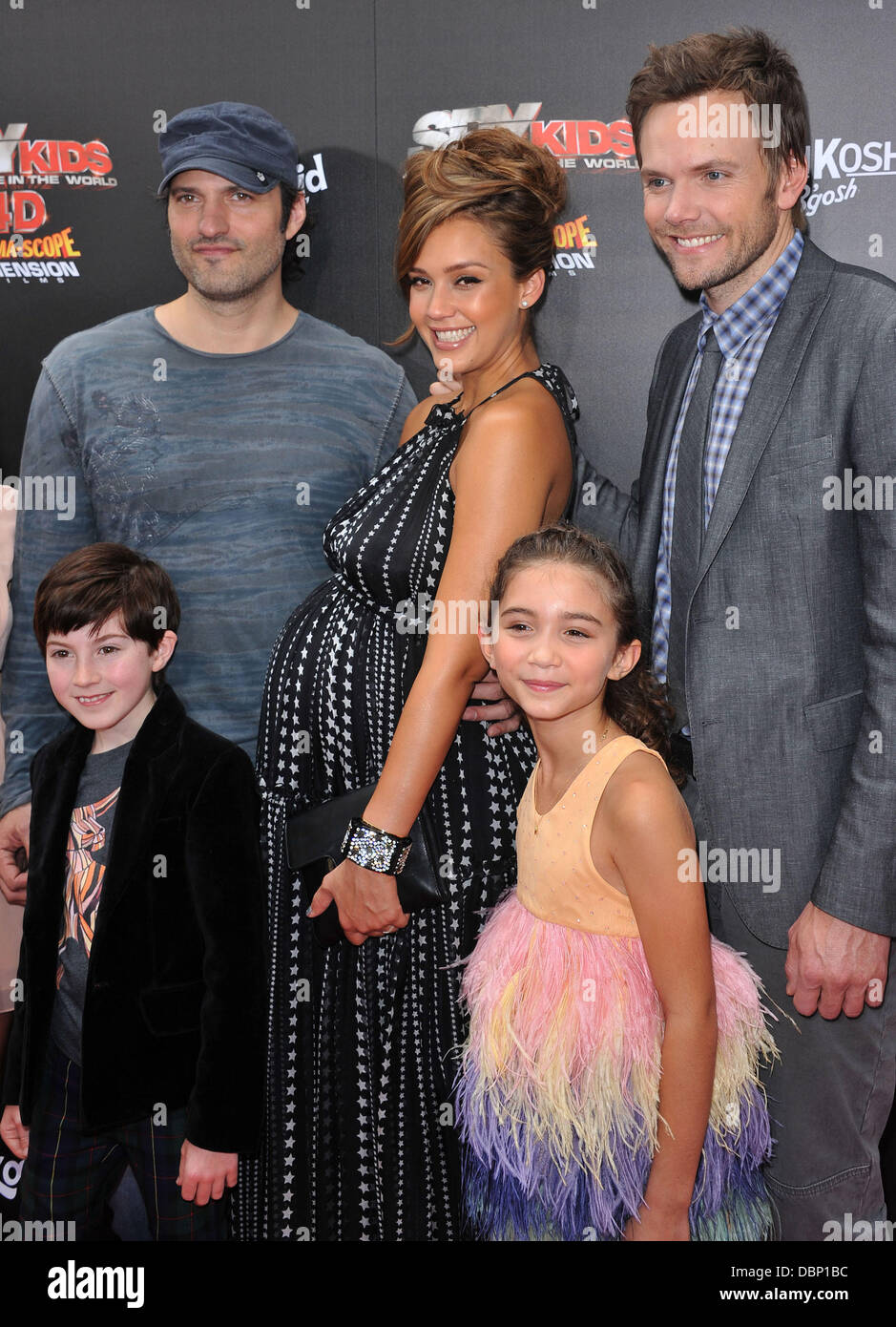 Robert Rodriguez, Jessica Alba und Joel McHale "Spy Kids: All The Time In der Welt 4D ' Los Angeles Premiere Los Angeles, Kalifornien - 31.07.11 Stockfoto