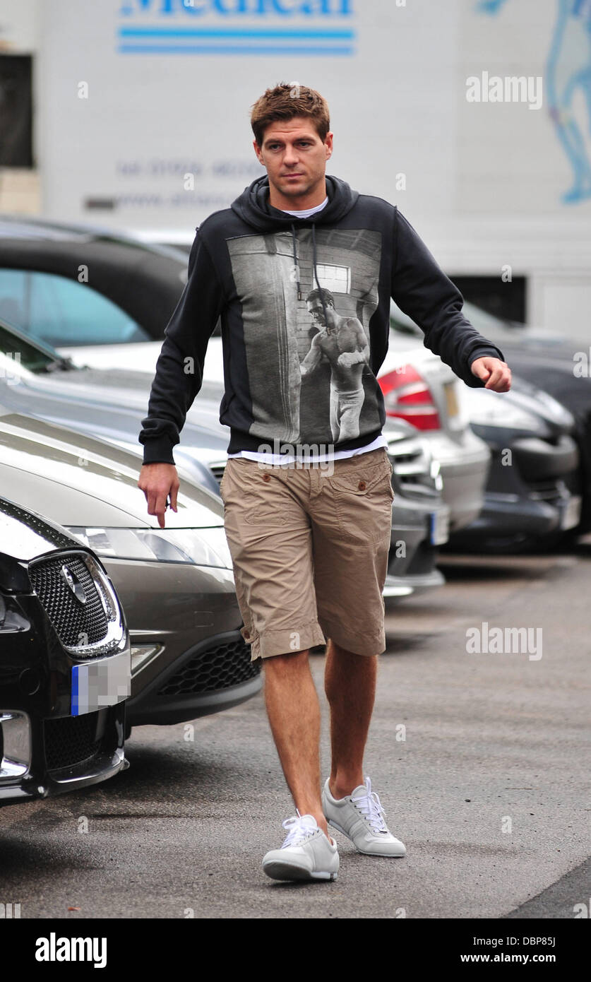 Steven Gerrard Entlassung nach der Behandlung auf seine infizierten Leistengegend Liverpool, England - 04.08.11 Stockfoto