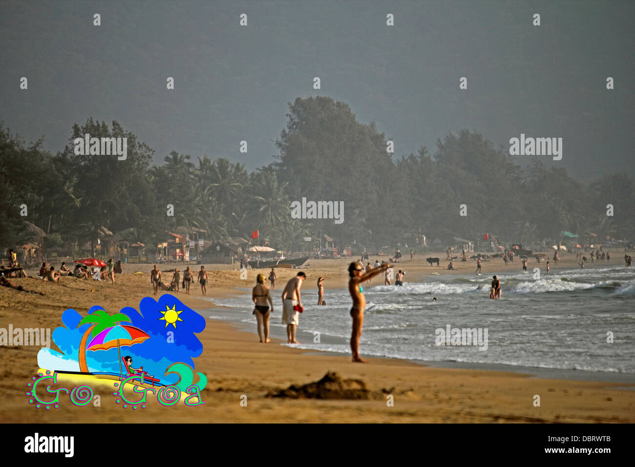 Menschen am Strand, Goa, Indien Stockfoto