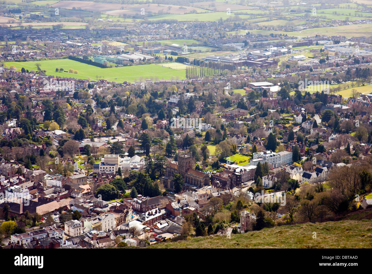 Blickte auf Great Malvern vom Gipfel des North Hill am Malvern Hills, Worcestershire, England, UK Stockfoto