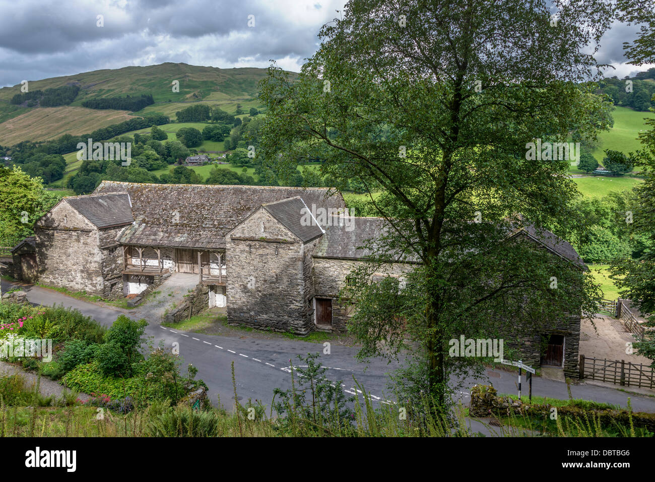 17. Jahrhundert-Scheune in Troutbeck. Cumbria Nordwestengland. Lake District Stockfoto