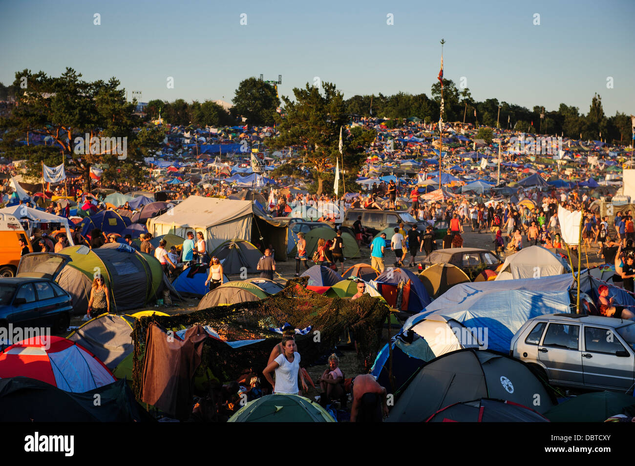 Überblick über die wichtigsten Campingplatz beim Przystanek Woodstock Music Festival, Kostrzyn, Polen. Stockfoto