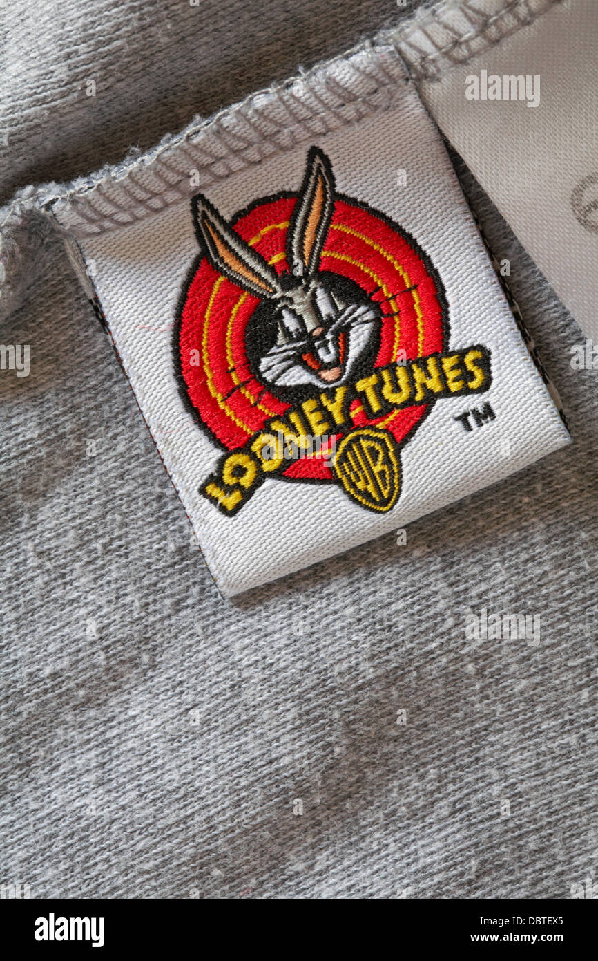 Looney Tunes-Label in graues t-shirt Stockfoto