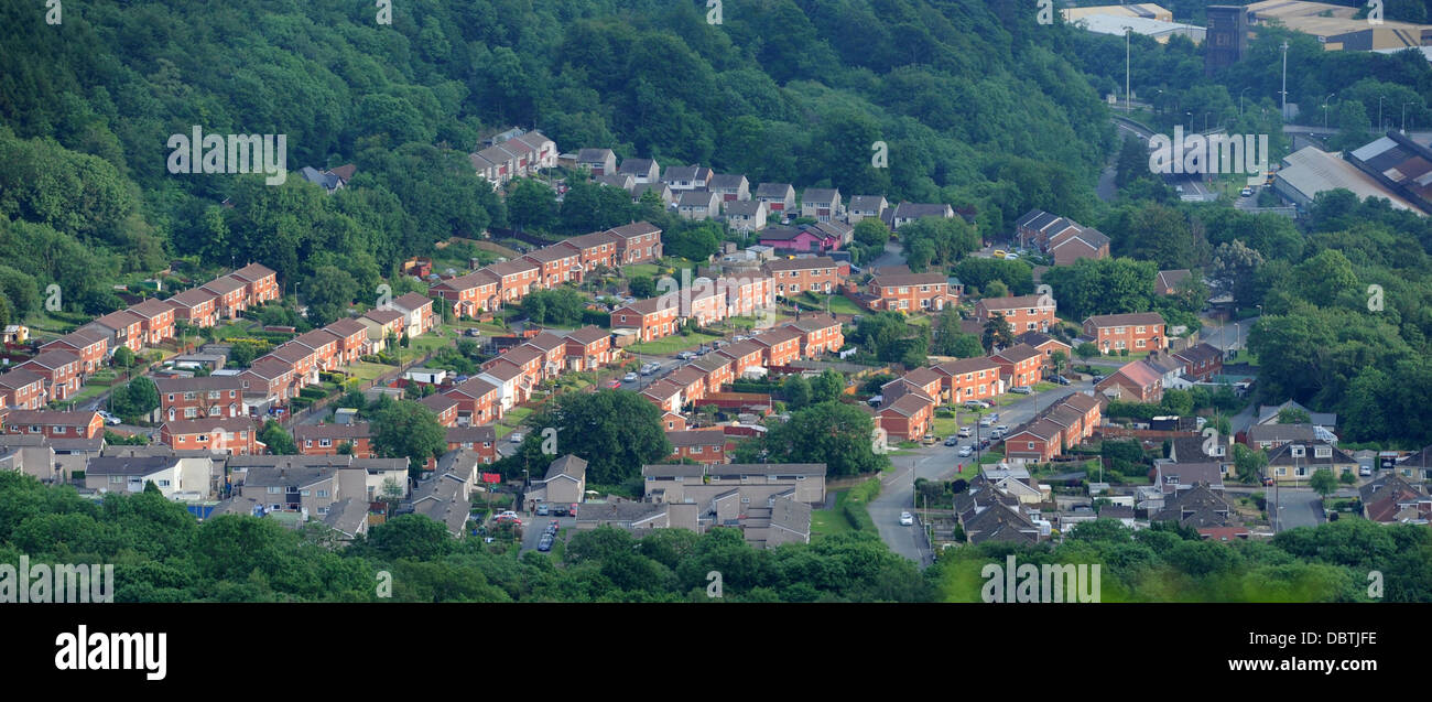 Luftbild der Neubau Wohnungen in Tongwynlais, South Wales. Stockfoto