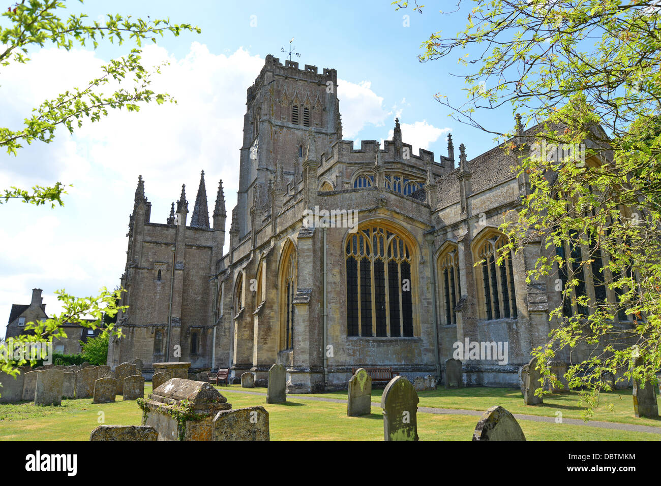 Kirche St. Peter und St. Paul, Northleach, Cotswolds, Gloucestershire, England, Vereinigtes Königreich Stockfoto