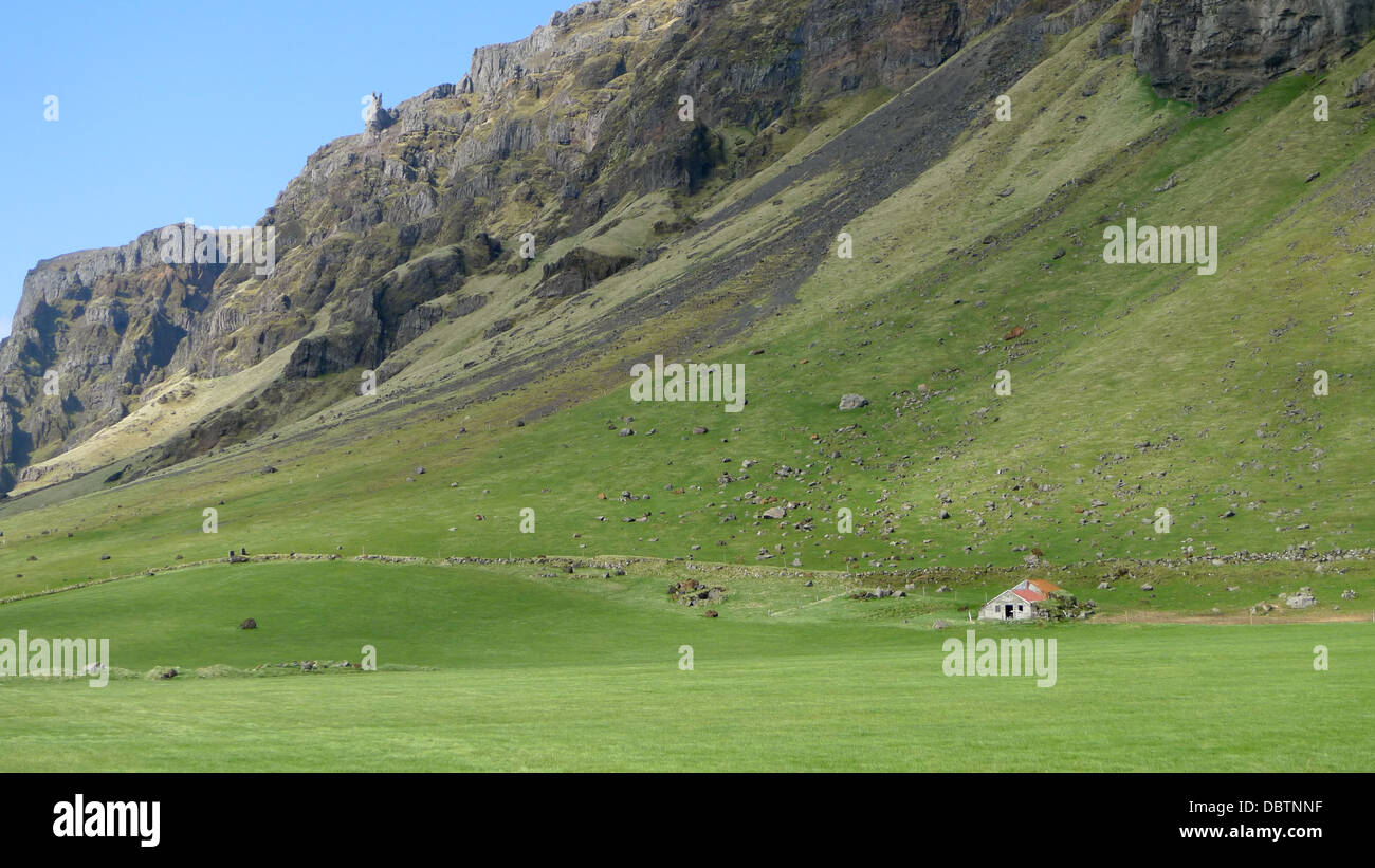 Landschaft in Island auf der Autobahn 1 zwischen Reykjavik und Vik. Stockfoto