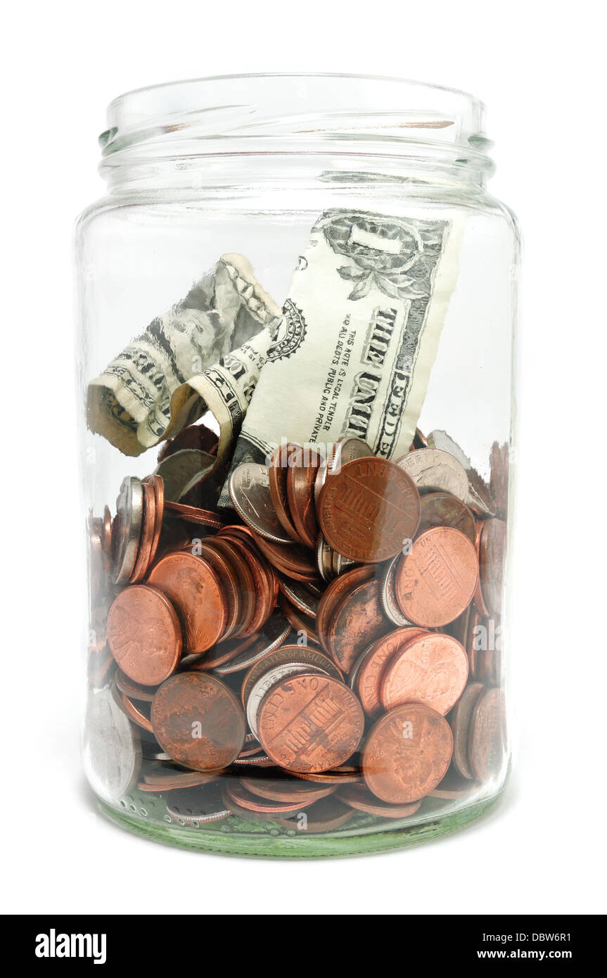 Einsparungen Geld Glas voll von uns Münzen und Dollar Stockfoto
