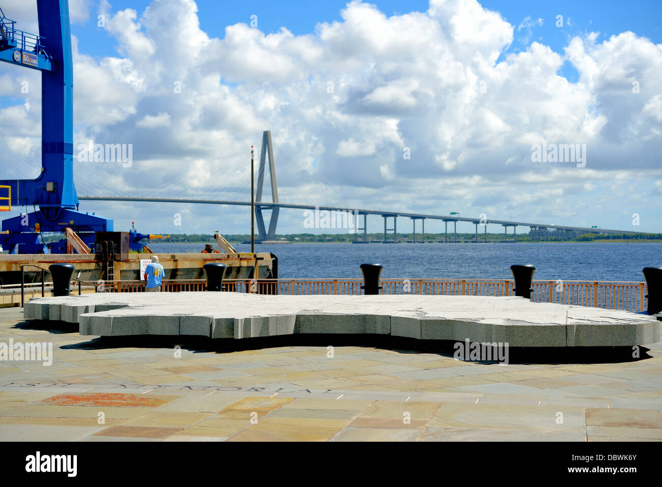Zehn Zoll dicke Granit Karte von Irland bei Charlotte Street Park Stockfoto