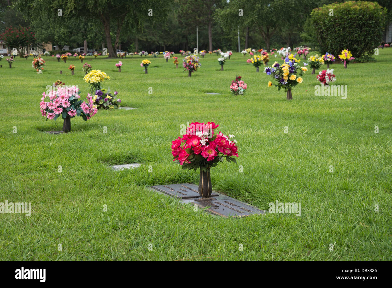 Friedhof Blumen an McLane Riverview Memorial Gardens Valdosta Georgia. Stockfoto