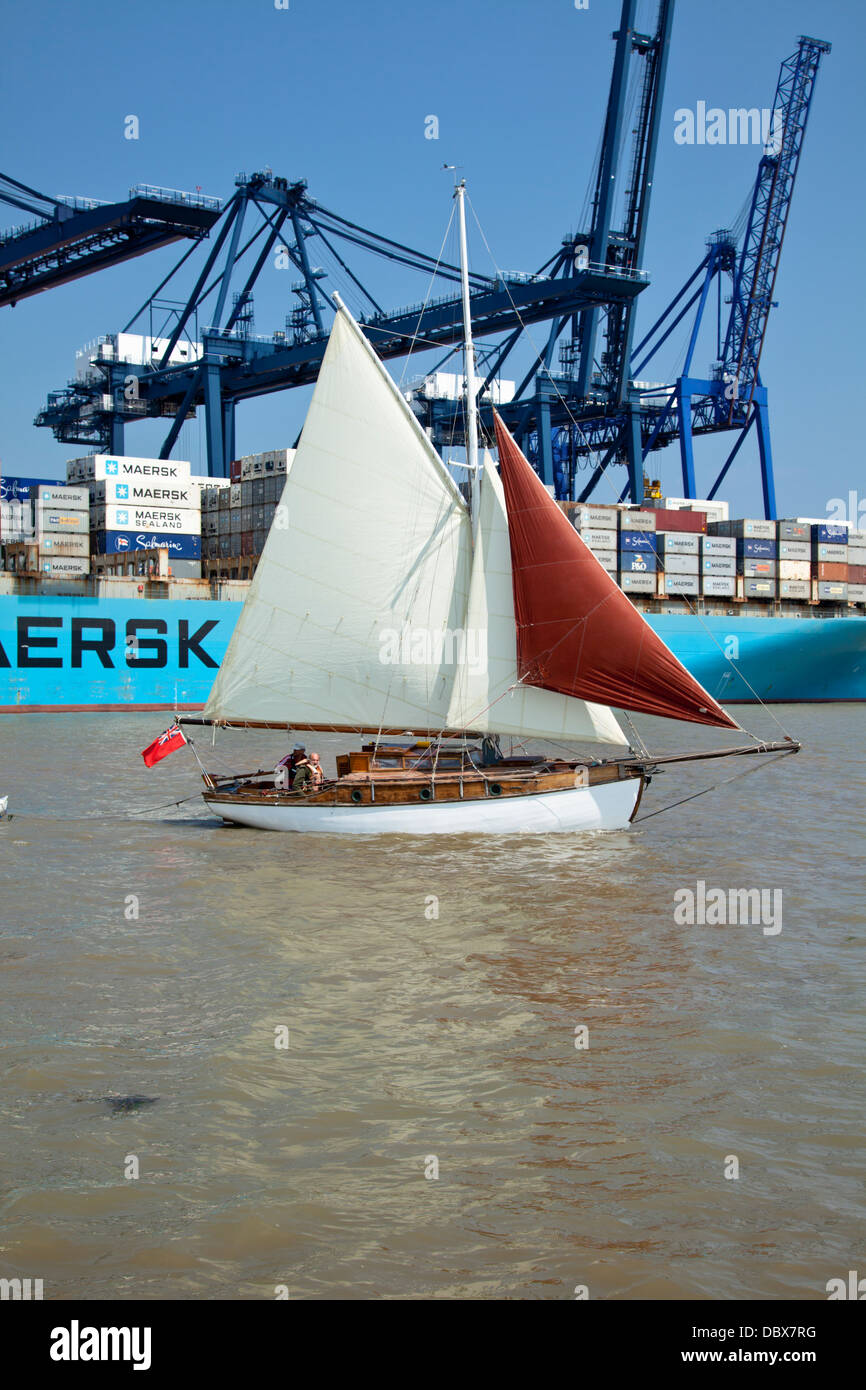 Maersk cutter -Fotos und -Bildmaterial in hoher Auflösung – Alamy