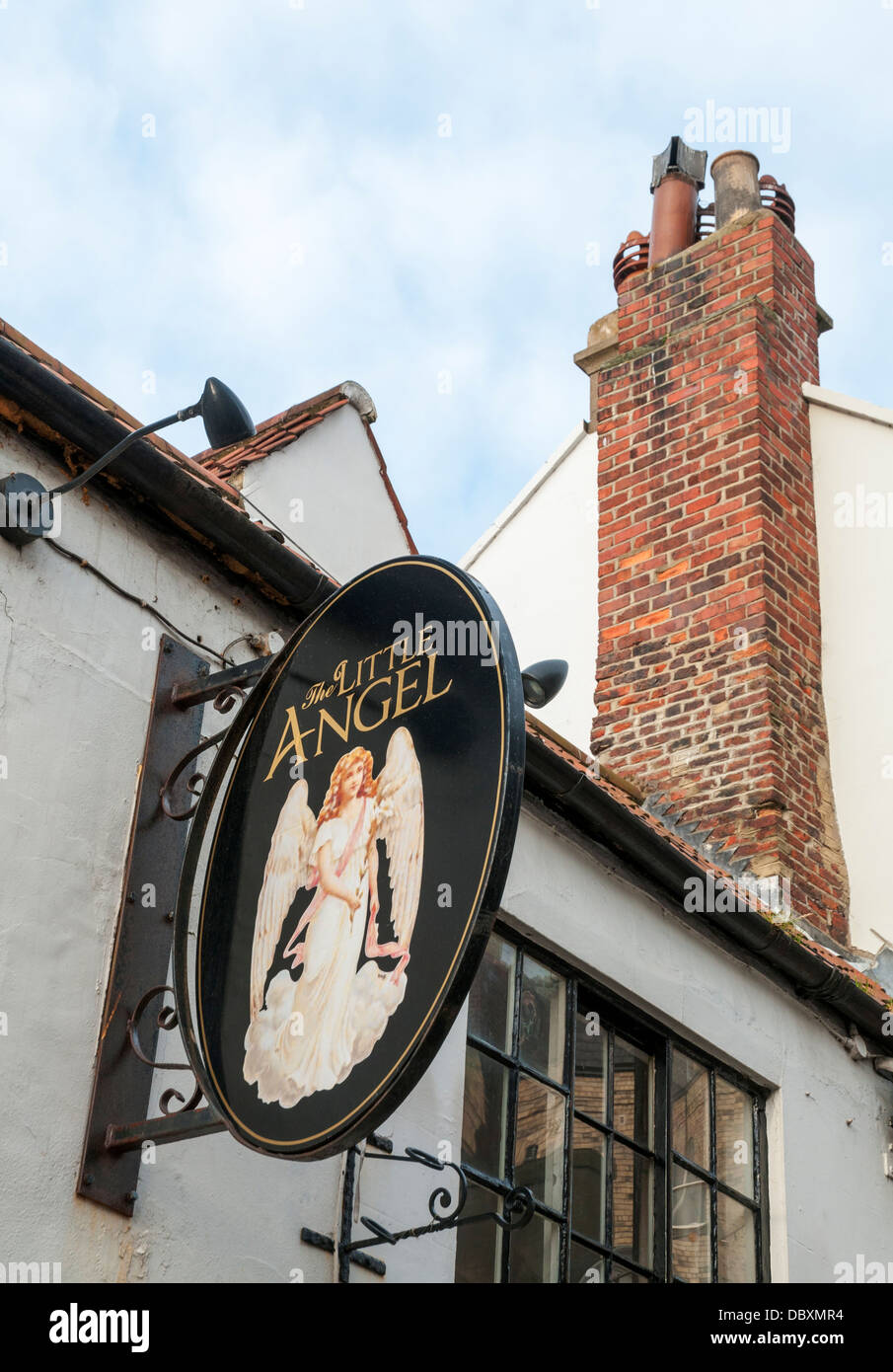 Großbritannien, England, North Yorkshire, Whitby, The Little Angel Pub Schild Stockfoto