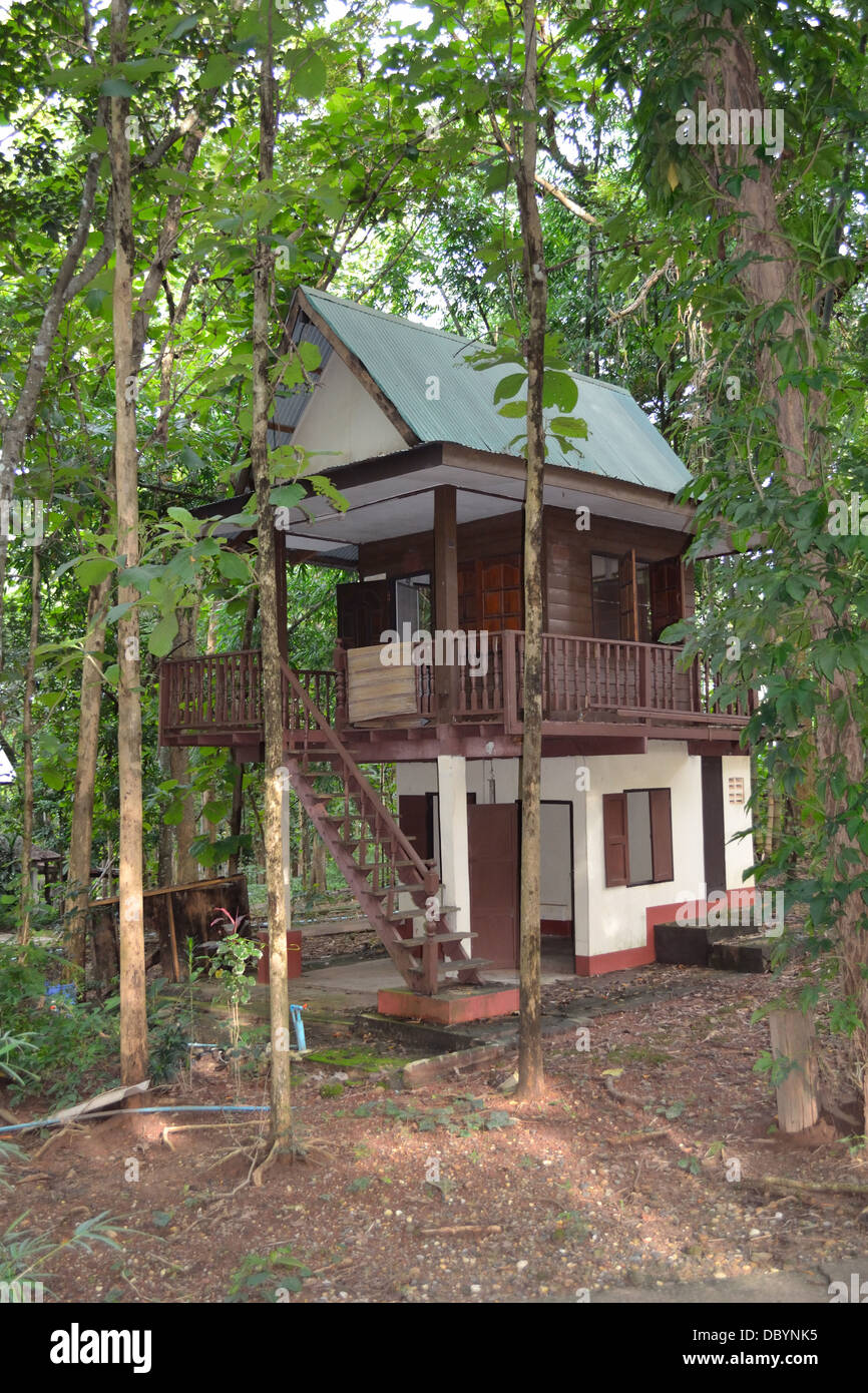 Mönche Wald Haus wohnen - Wat Aran Ya Verbot Topf in Nongkhai Isan - Nord-Ost-Thailand Stockfoto