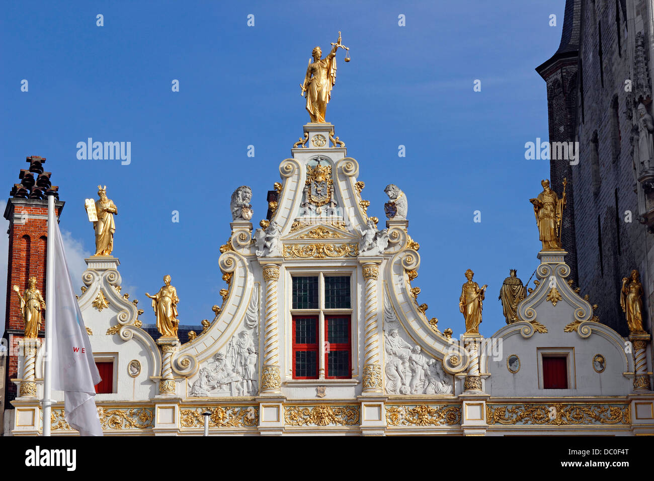 Brügge Belgien Flandern Europa Brugge Justizpalast vergoldete Statuen Renaissancesaal Stockfoto