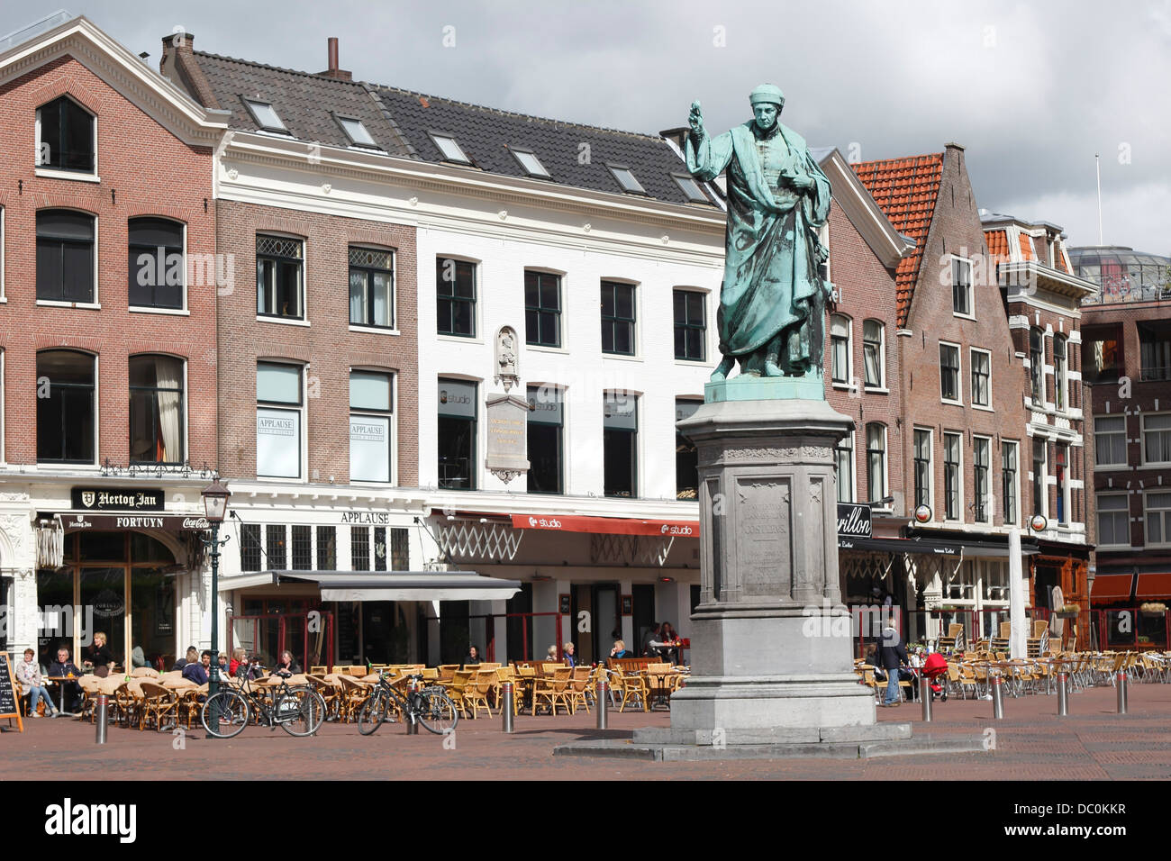 Haarlem Niederlande Europa L.J Coster-Statue auf dem Marktplatz Stockfoto