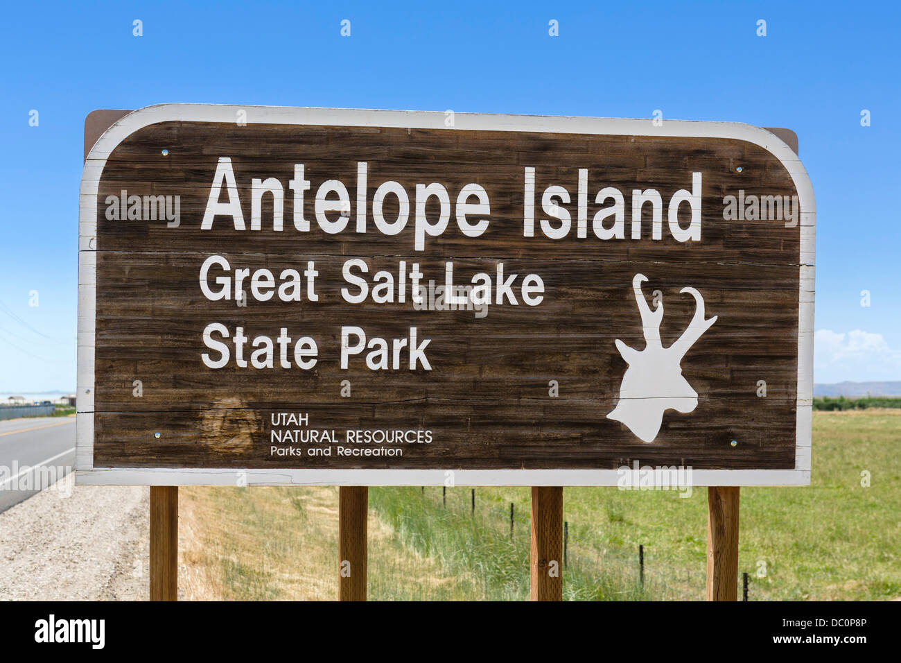 Ortseingangsschild nach Antelope Island Great Salt Lake State Park, Utah, USA Stockfoto