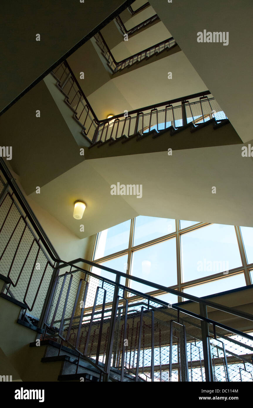 Deutschland, Berlin. Lichtenberg. Stasi-Museum. Treppenhaus. Stockfoto