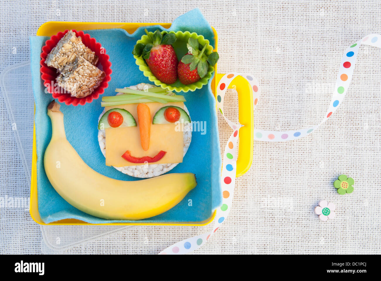 Gesunde Ernährung Produkte in Smiley-Gesicht Stockfoto