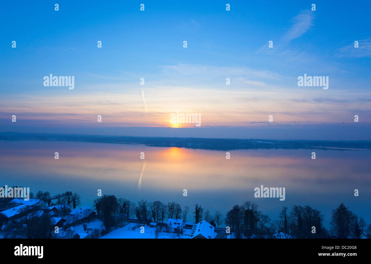 Winter-Blick auf den Starnberger See, Bayern, Deutschland Stockfoto
