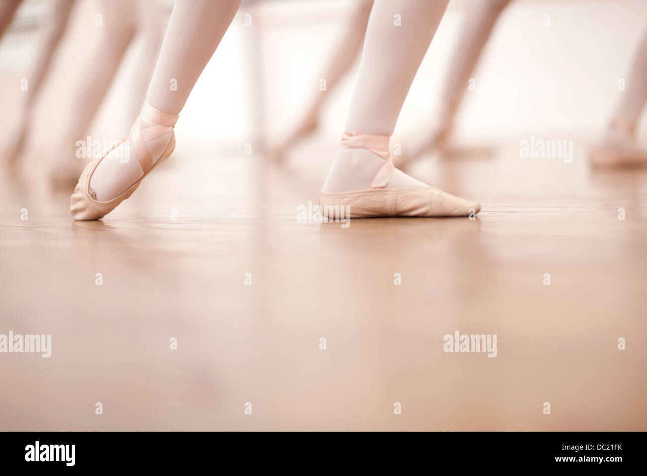 Detail der Ballerinas Beine Tanzkurs Stockfoto