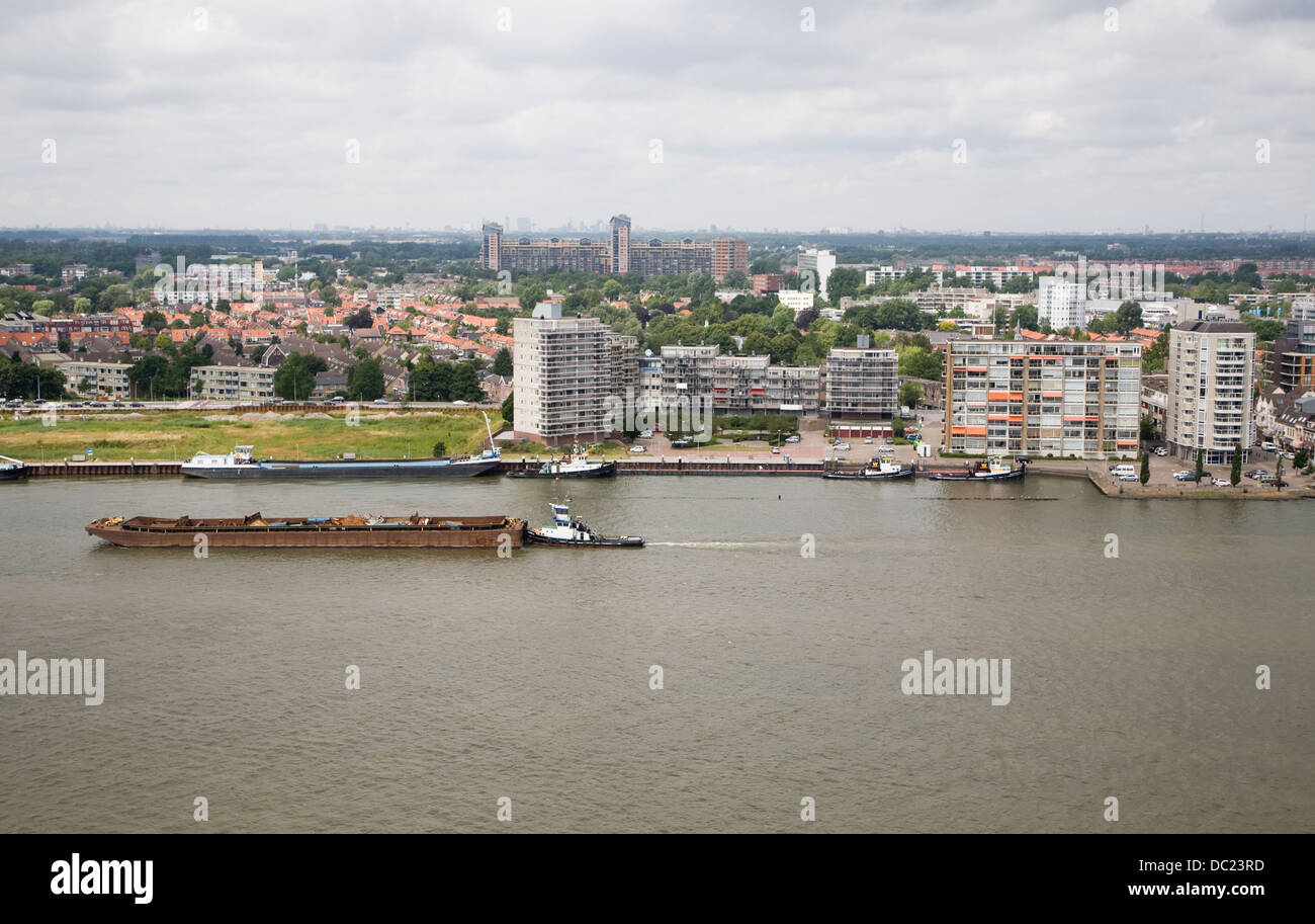 Lastkahn Fluss Oude Maas Zwijndrecht Gehäuse Dordrecht, Niederlande Stockfoto