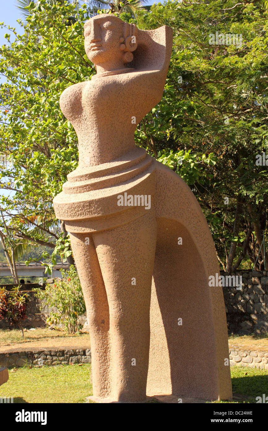Kunstskulptur einer Frau in Veli trivandrum Stockfoto